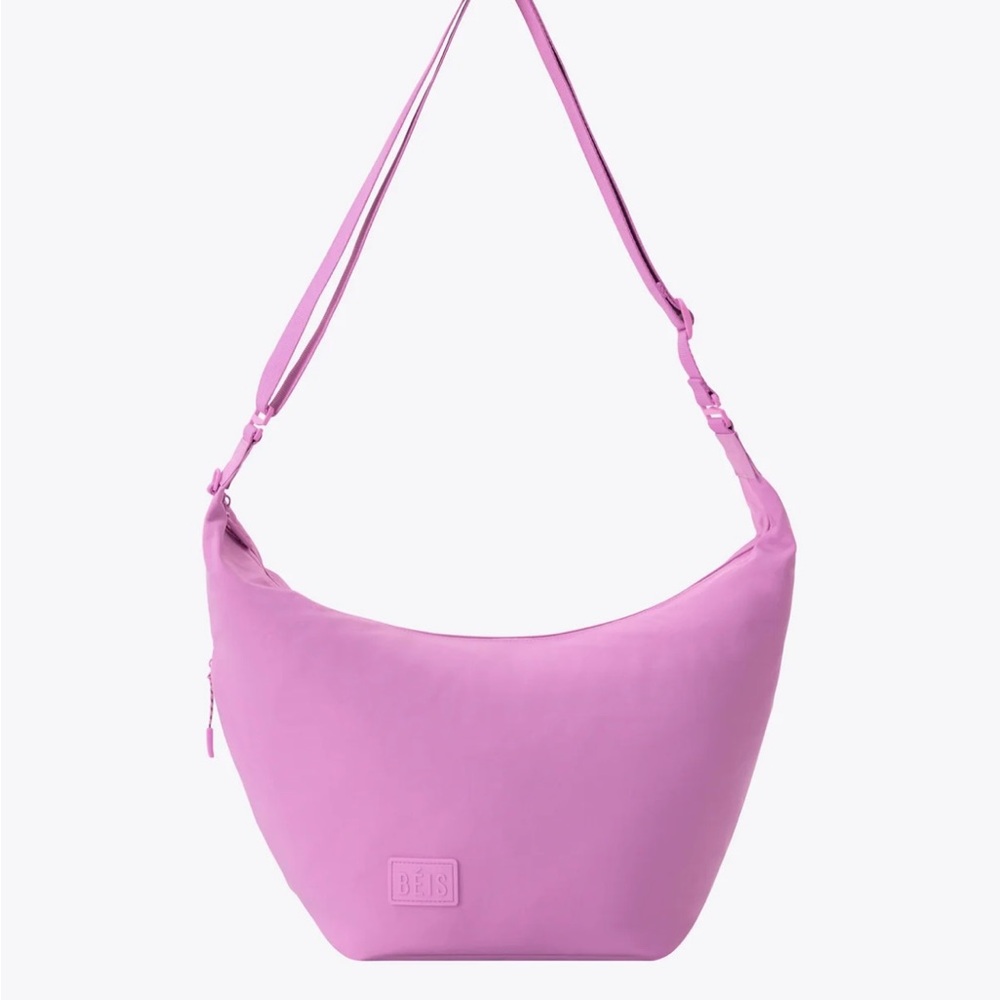 BEIS The Crescent Catchall in Berry